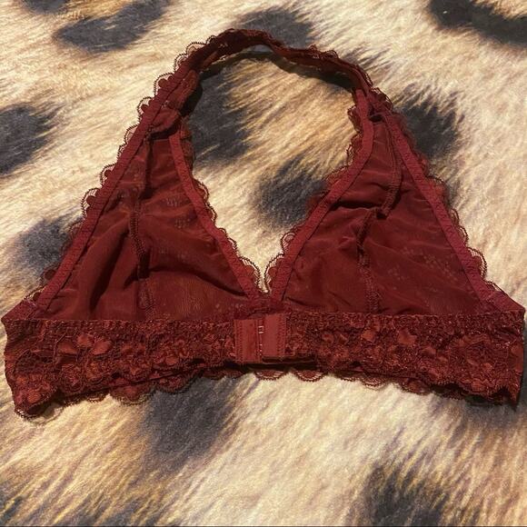 Wishlist Halter Top Lace Triangle Bralette Women's Size Medium Dark Red Unpadded - Picture 2 of 10